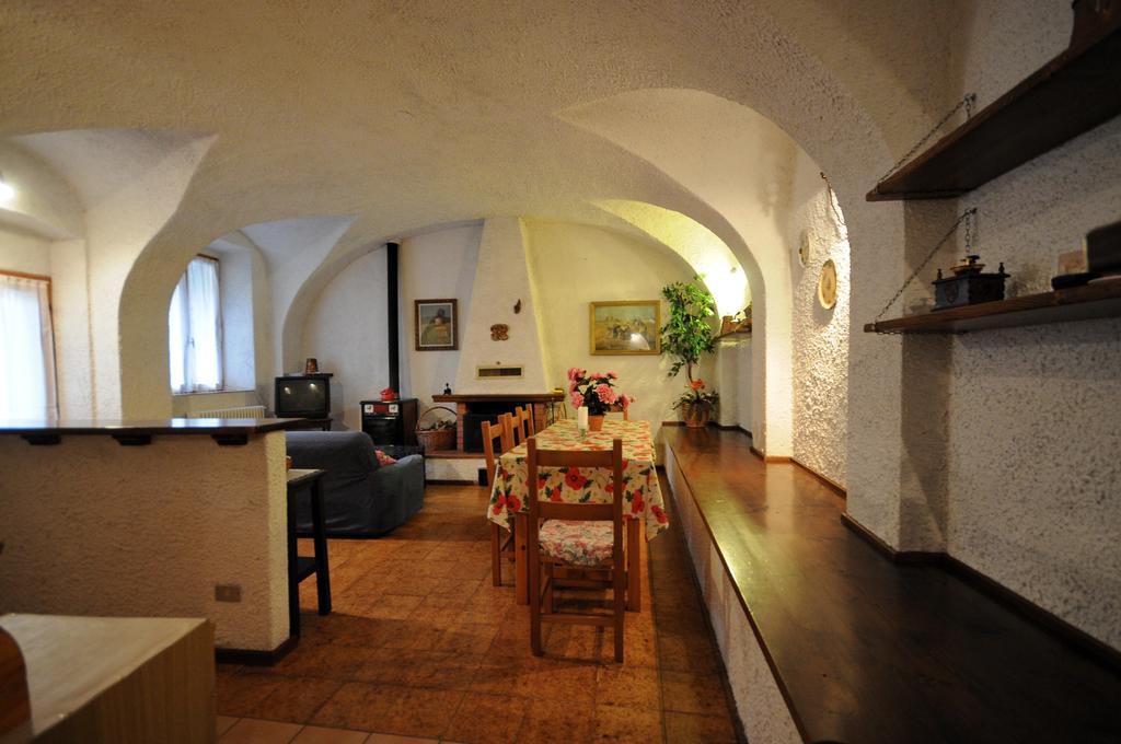 ピエーヴェ・ディ・レードロ Casa Annaヴィラ 部屋 写真